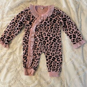 Pink leopard size 6-9 month jumper